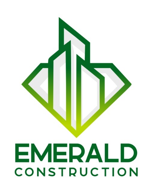 Emerald Construction Logo
